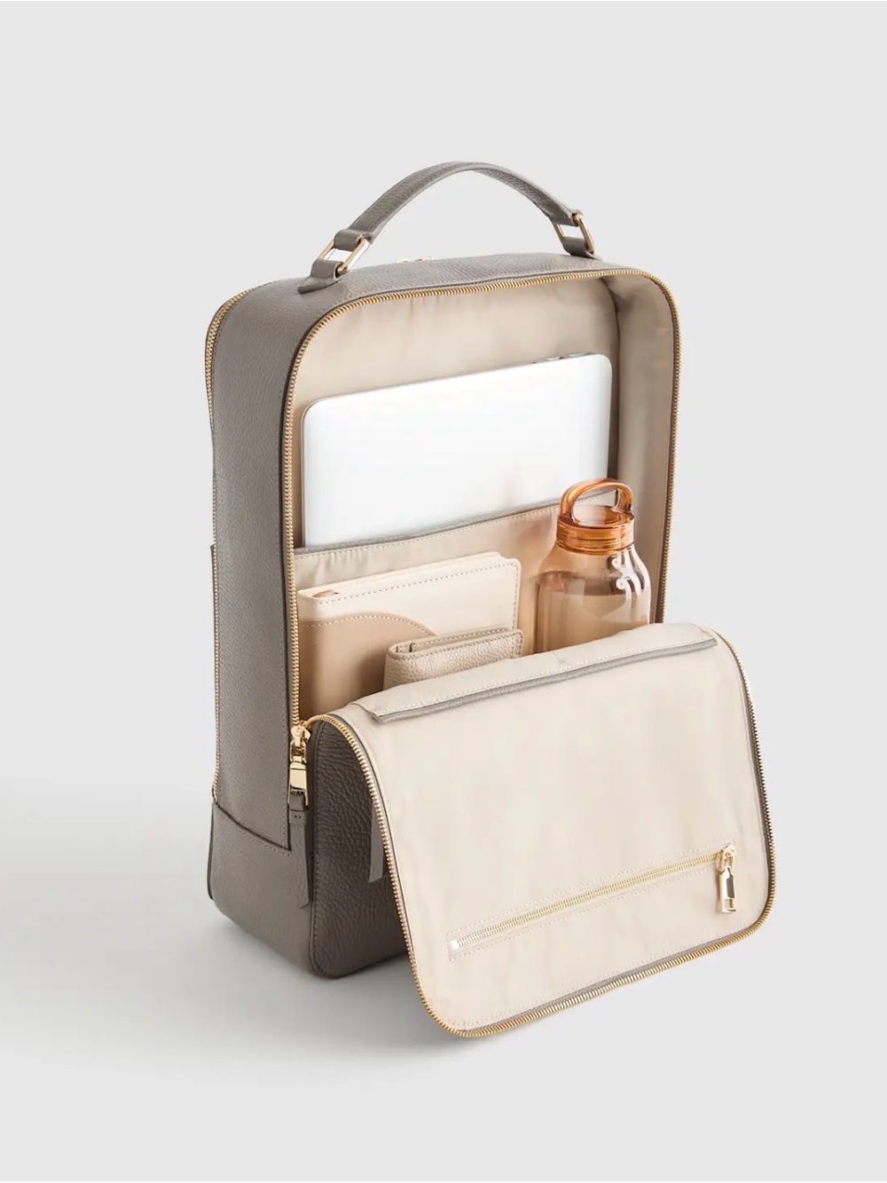 Brand New! Quince Italian Leather Laptop Backpack Gray With Gold Hardware - Picture 3 of 5